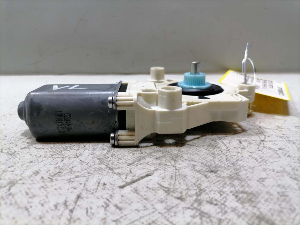 VW Golf 7 original Fensterhebermotor vorn links Bj.2020